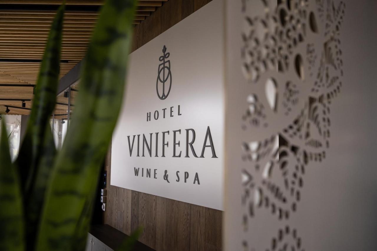 Hotel Vinifera Wine & Spa 5 Stars Superior Балатонфюред Екстер'єр фото